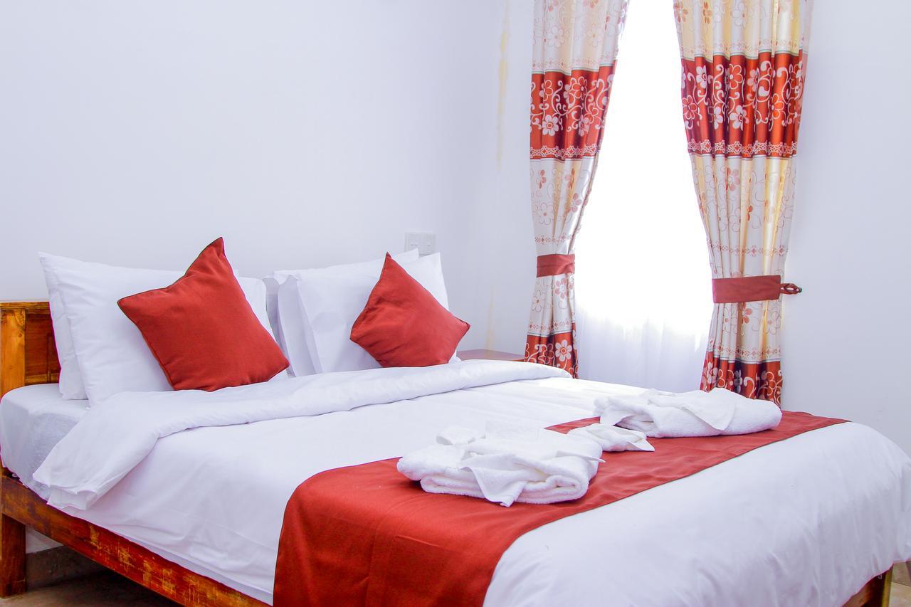 Hotel Ranvil Нувара Елия Екстериор снимка