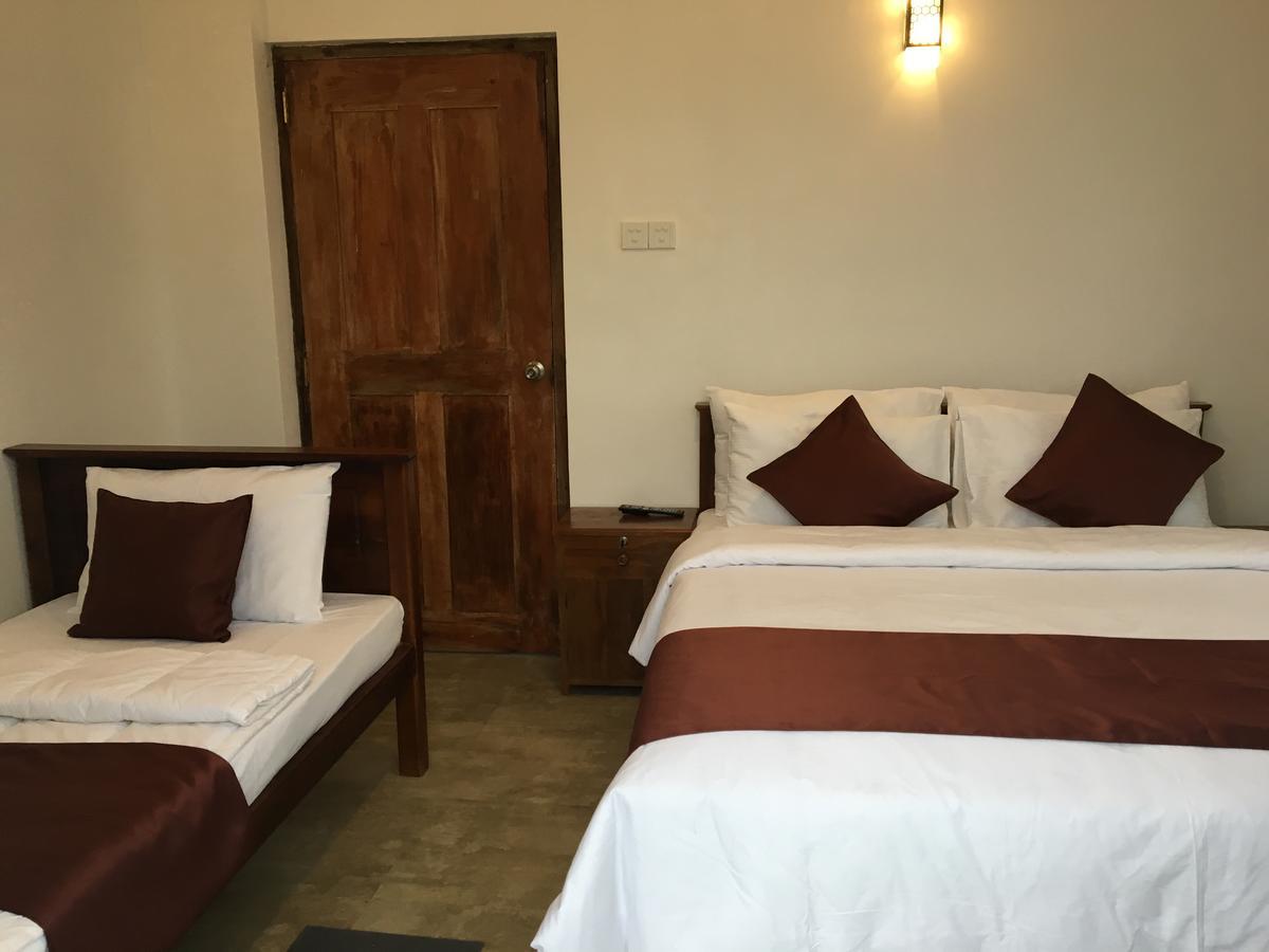 Hotel Ranvil Нувара Елия Екстериор снимка