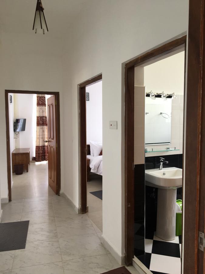 Hotel Ranvil Нувара Елия Екстериор снимка