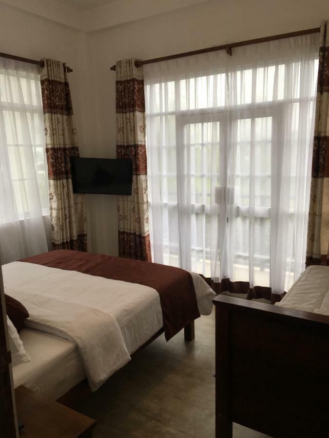 Hotel Ranvil Нувара Елия Екстериор снимка